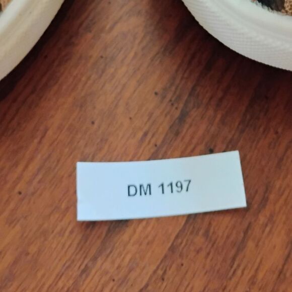 Time & Tru Slip-on Shoes - Size: 9.5      (1197) - Picture 6 of 6